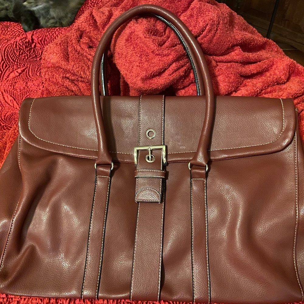 Non branded pleather shoulder bag brick red